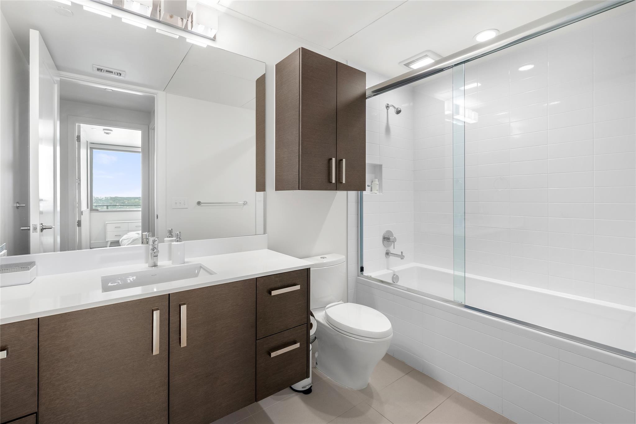 222 West Ave # 2910