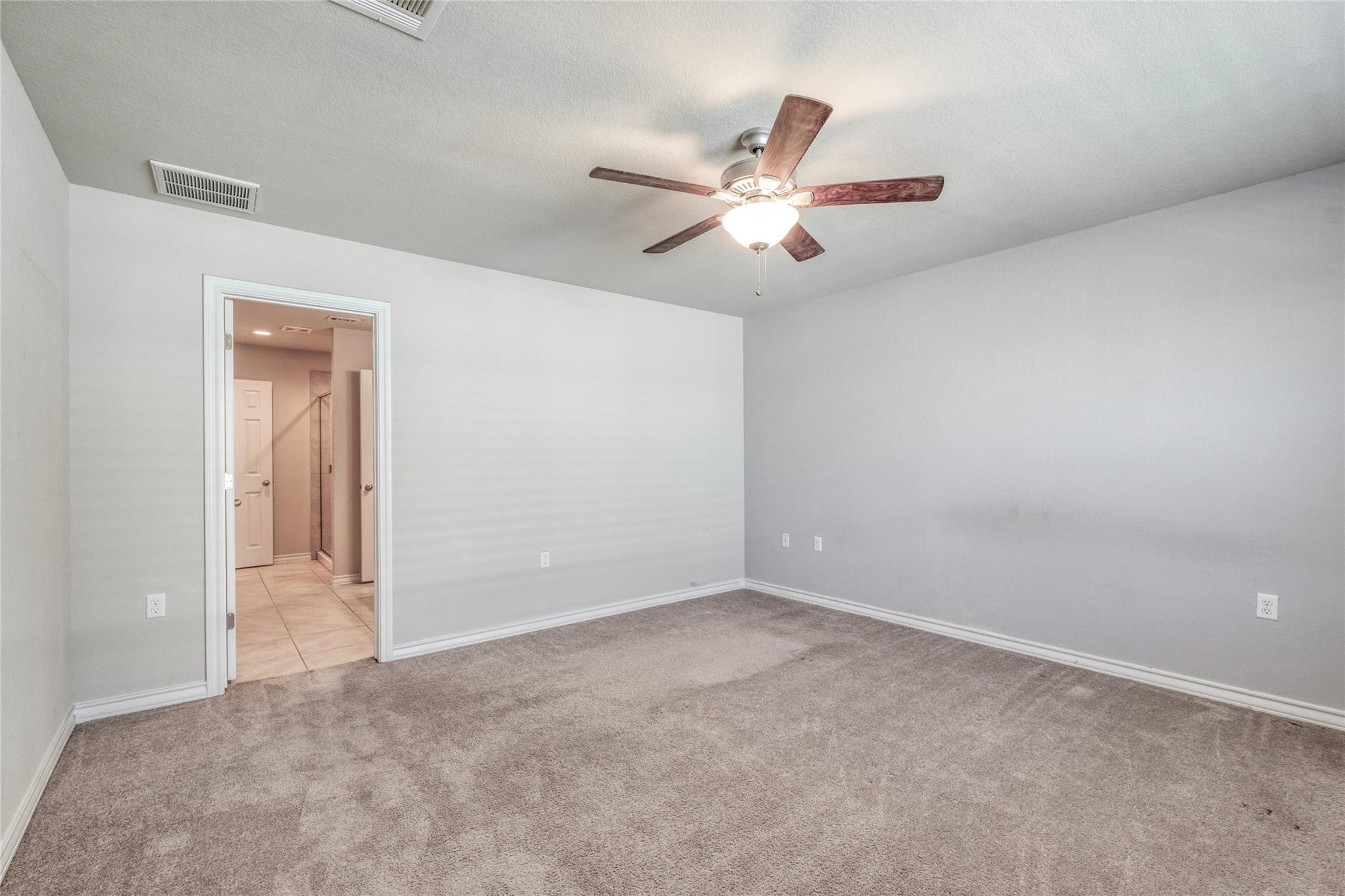 11713 Saddle Rock DR