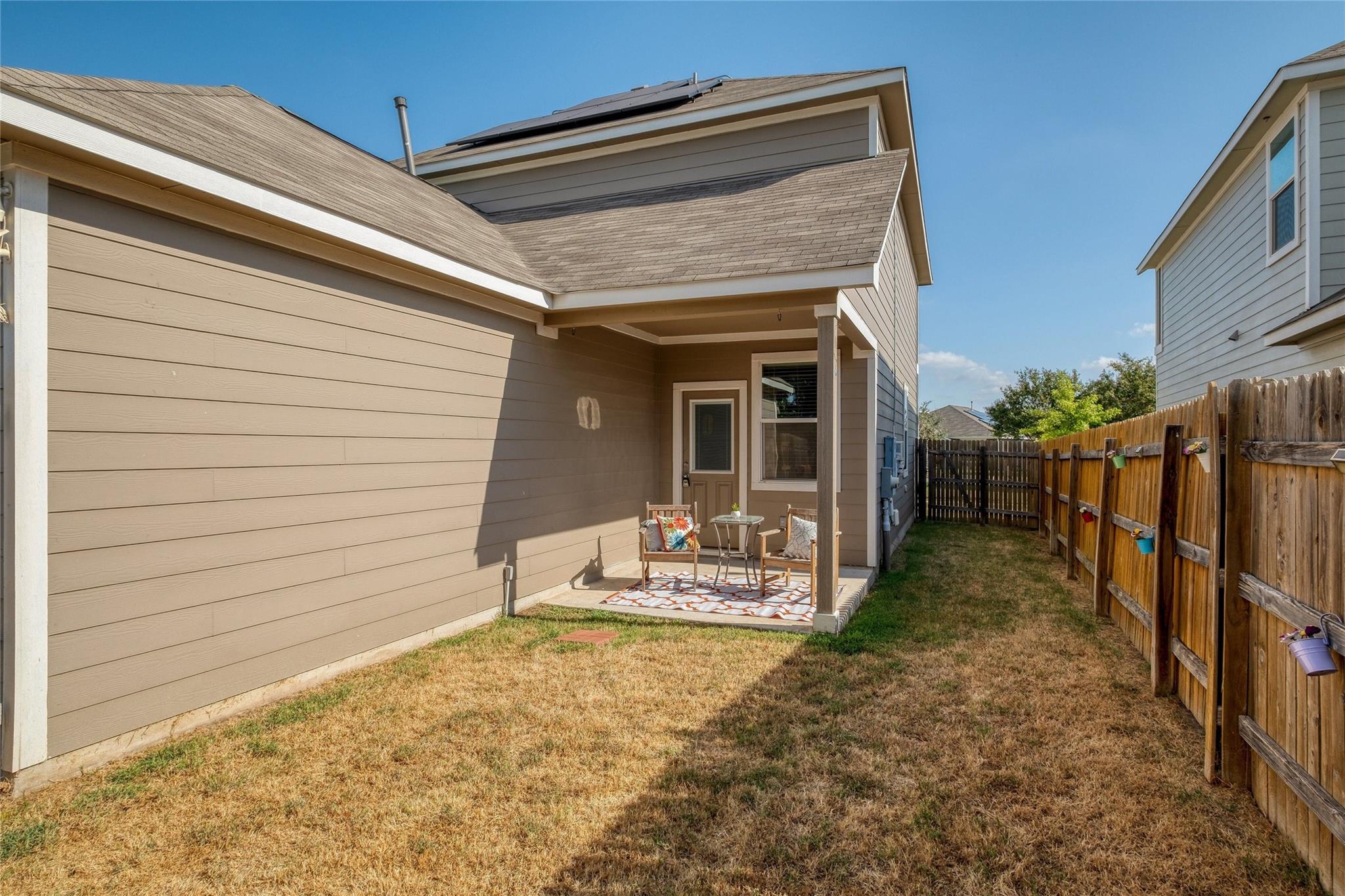 11713 Saddle Rock DR