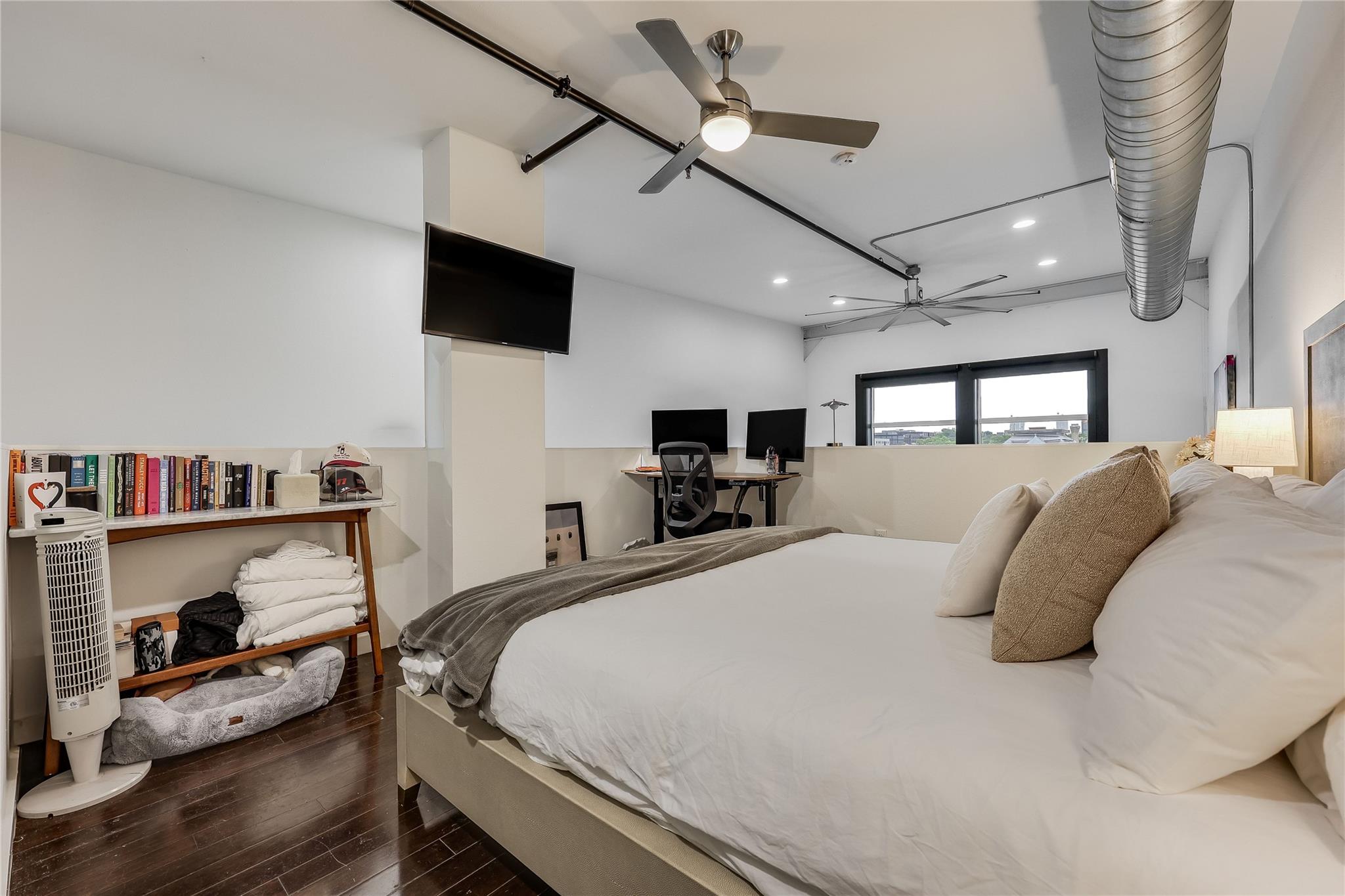 1601 E Cesar Chavez ST # 302