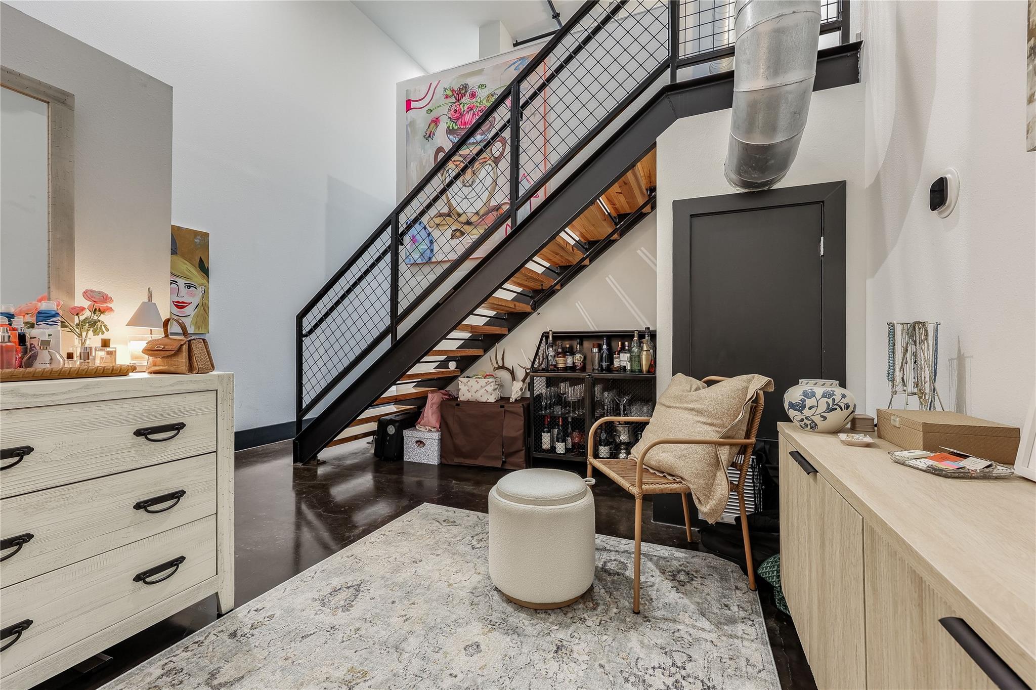 1601 E Cesar Chavez ST # 302