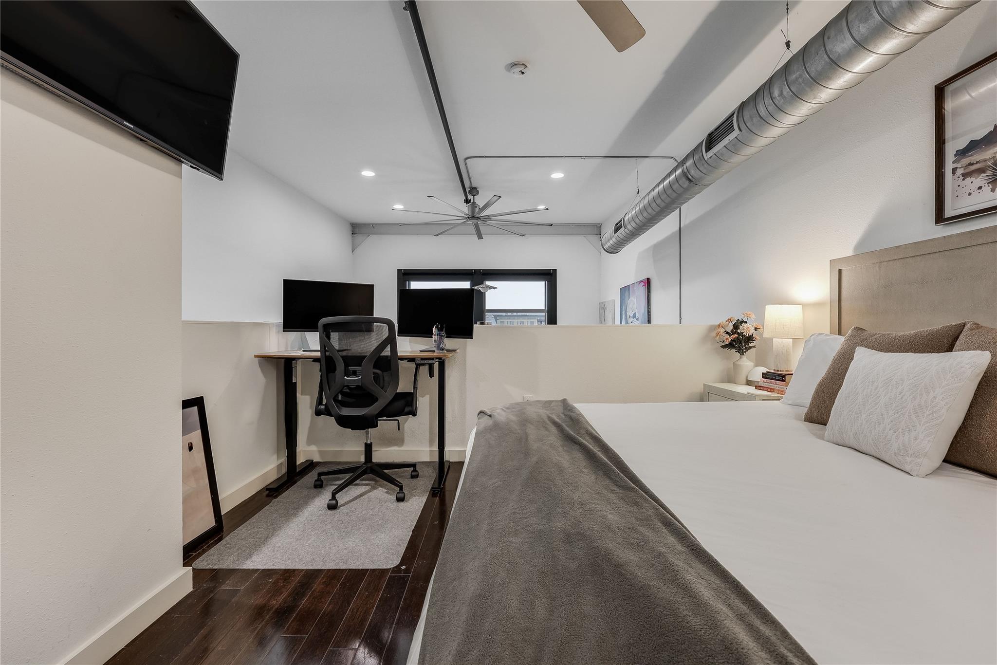 1601 E Cesar Chavez ST # 302