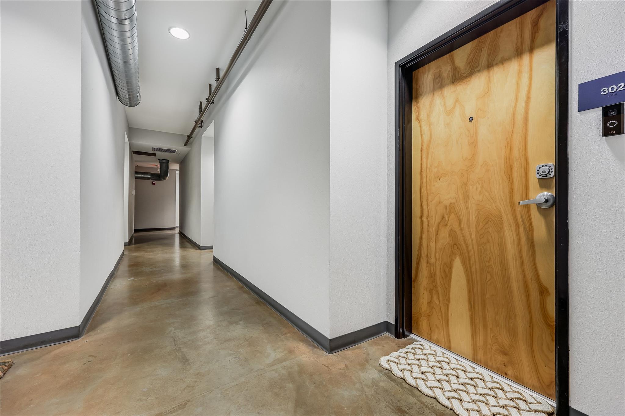 1601 E Cesar Chavez ST # 302