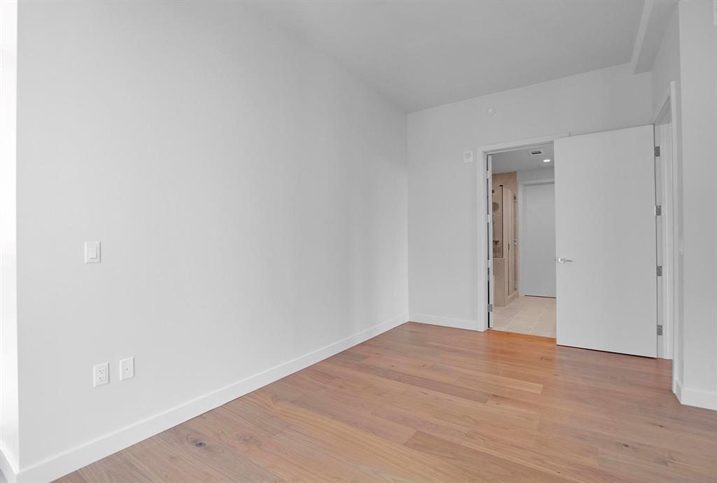 44 East Ave # 1805