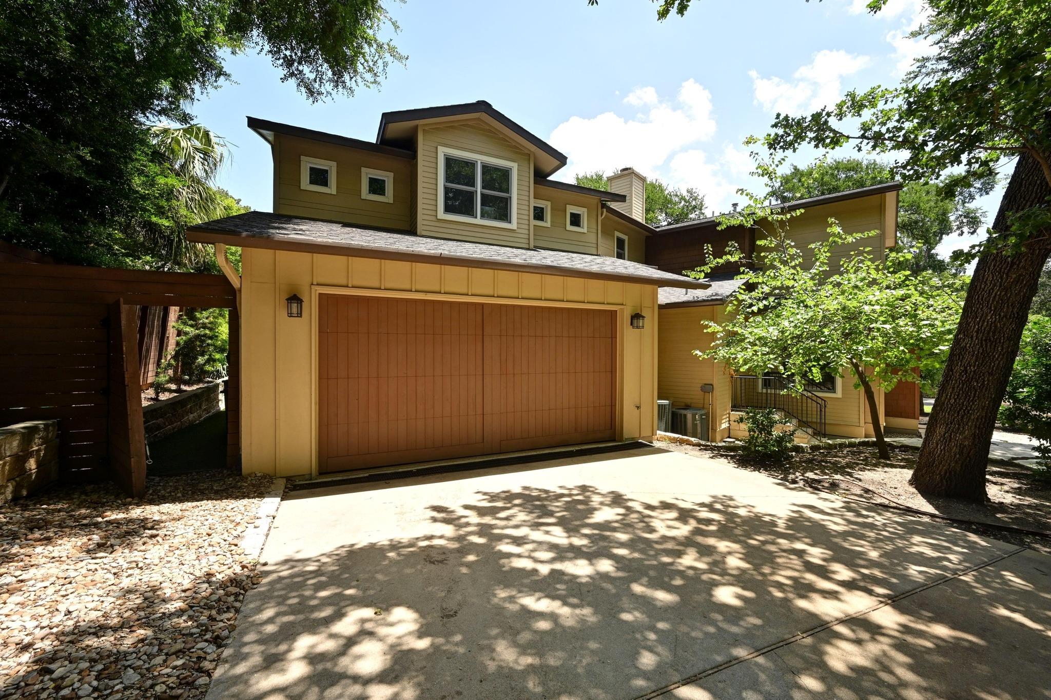 8 Scott Crescent CRES
