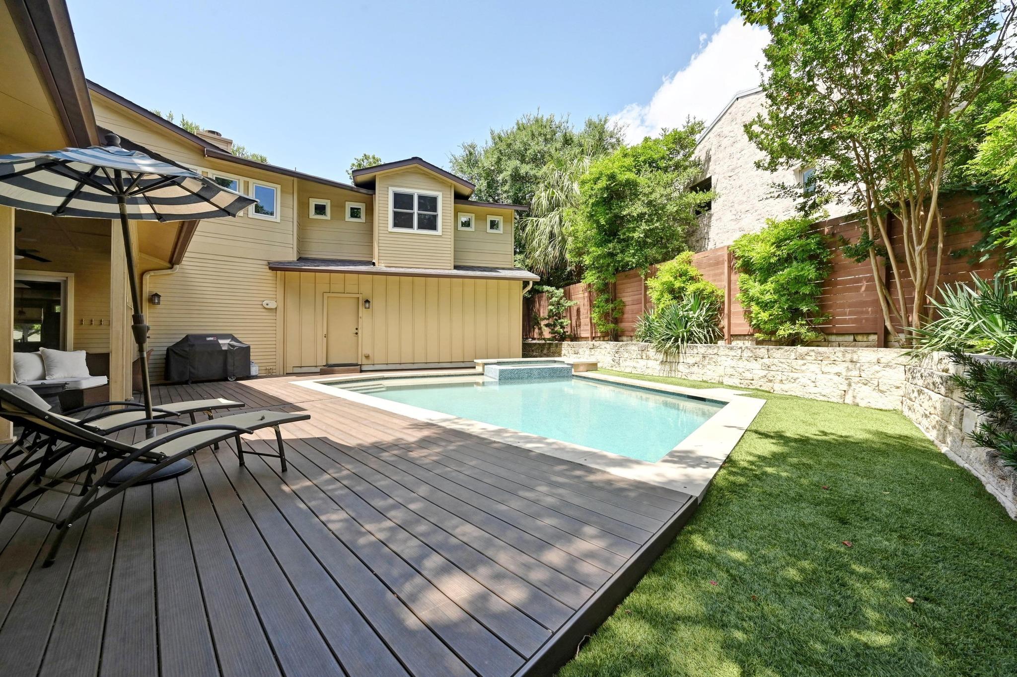 8 Scott Crescent CRES