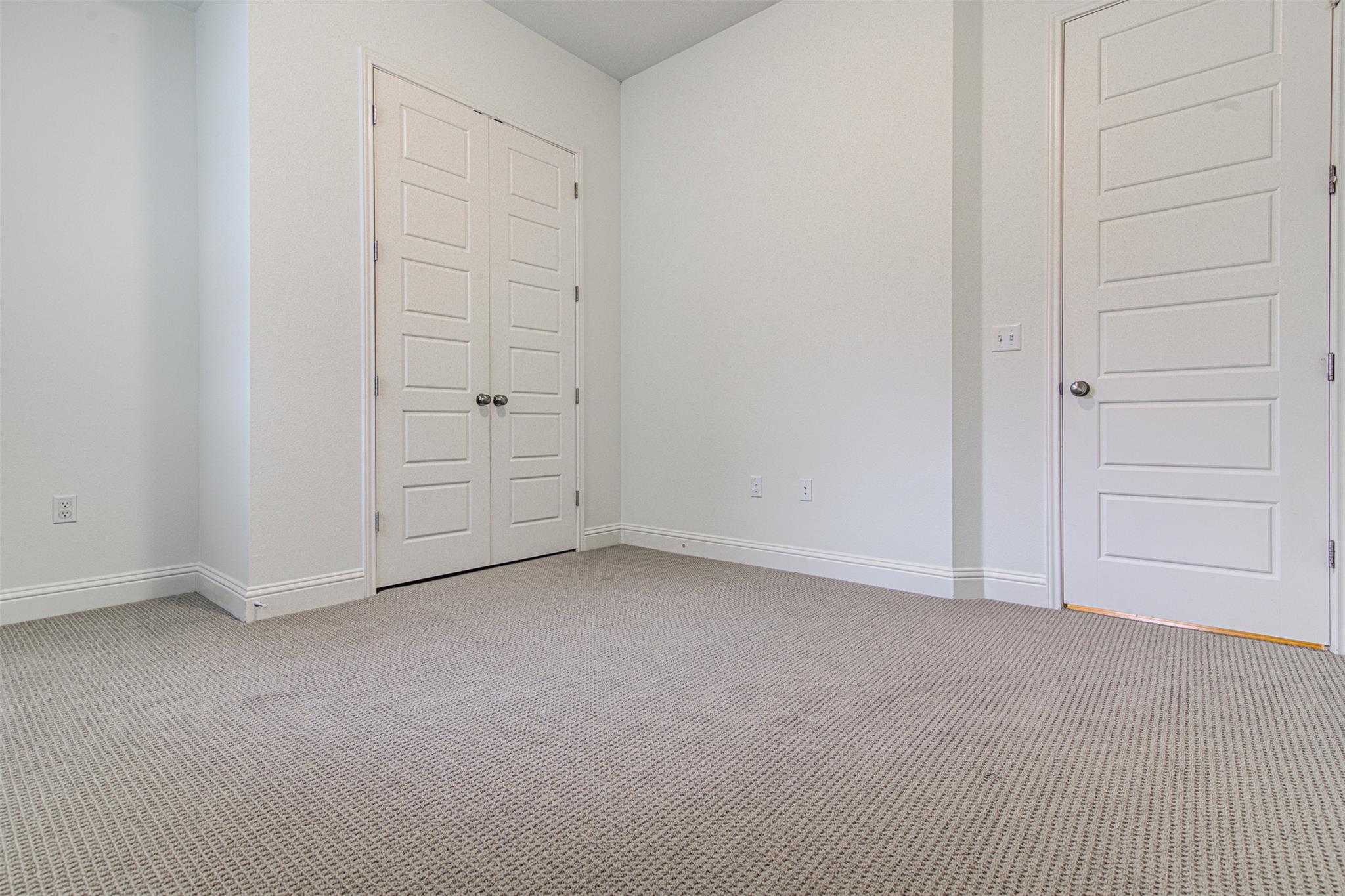 6712 Kalahari DR