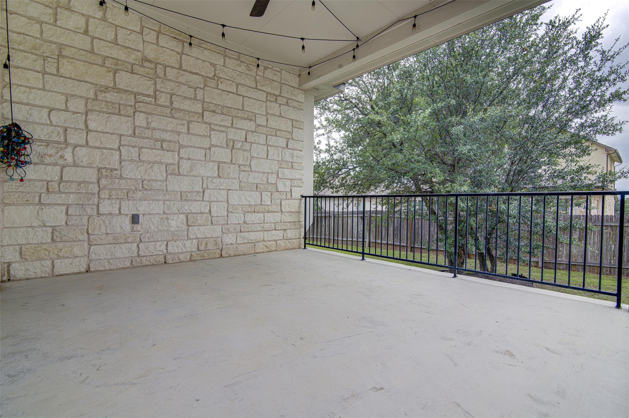 6712 Kalahari DR