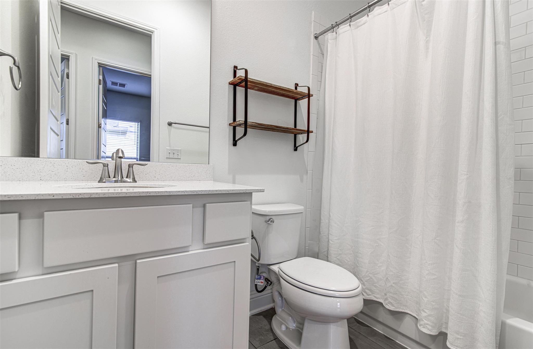 6712 Kalahari DR