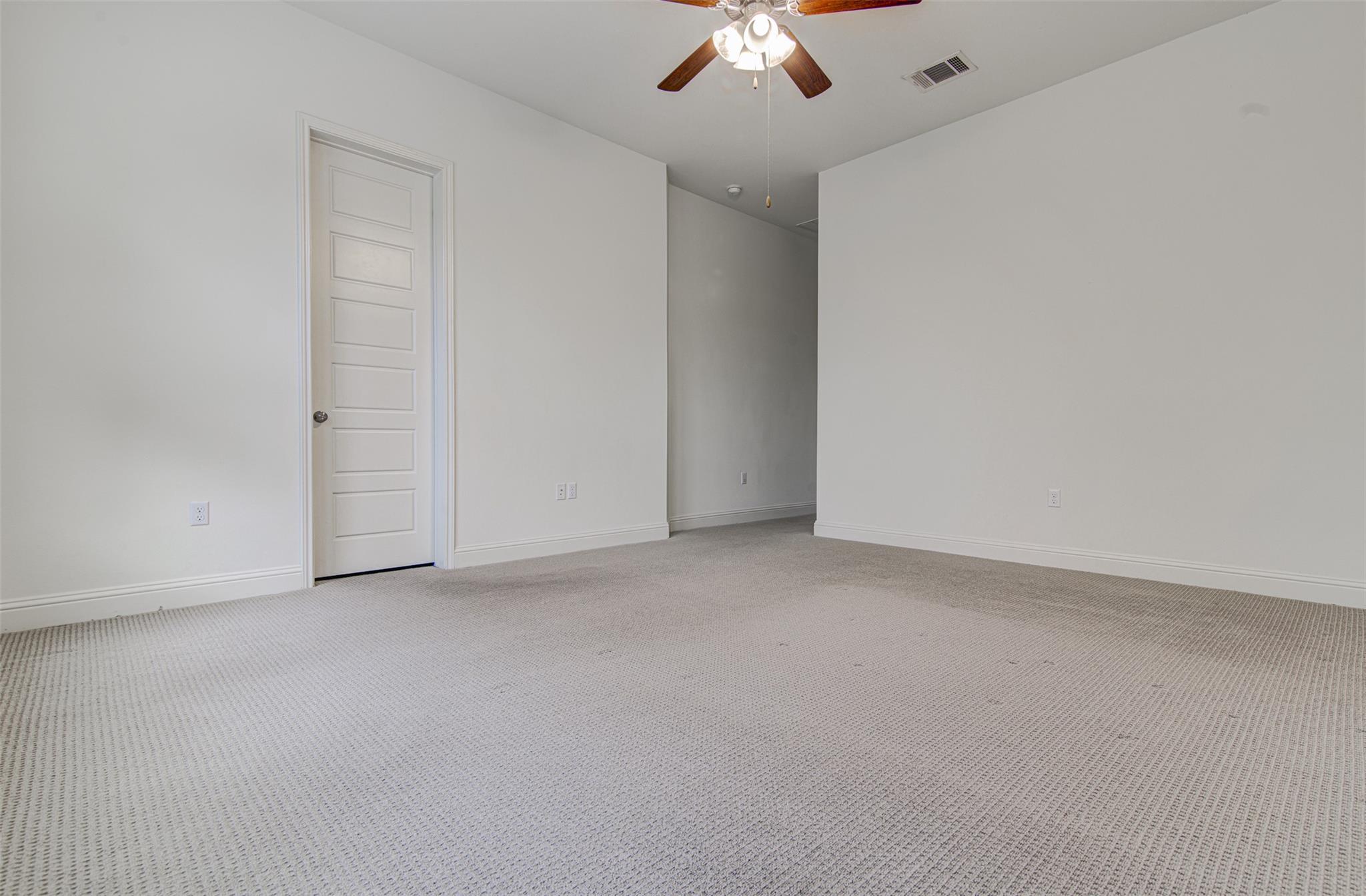 6712 Kalahari DR