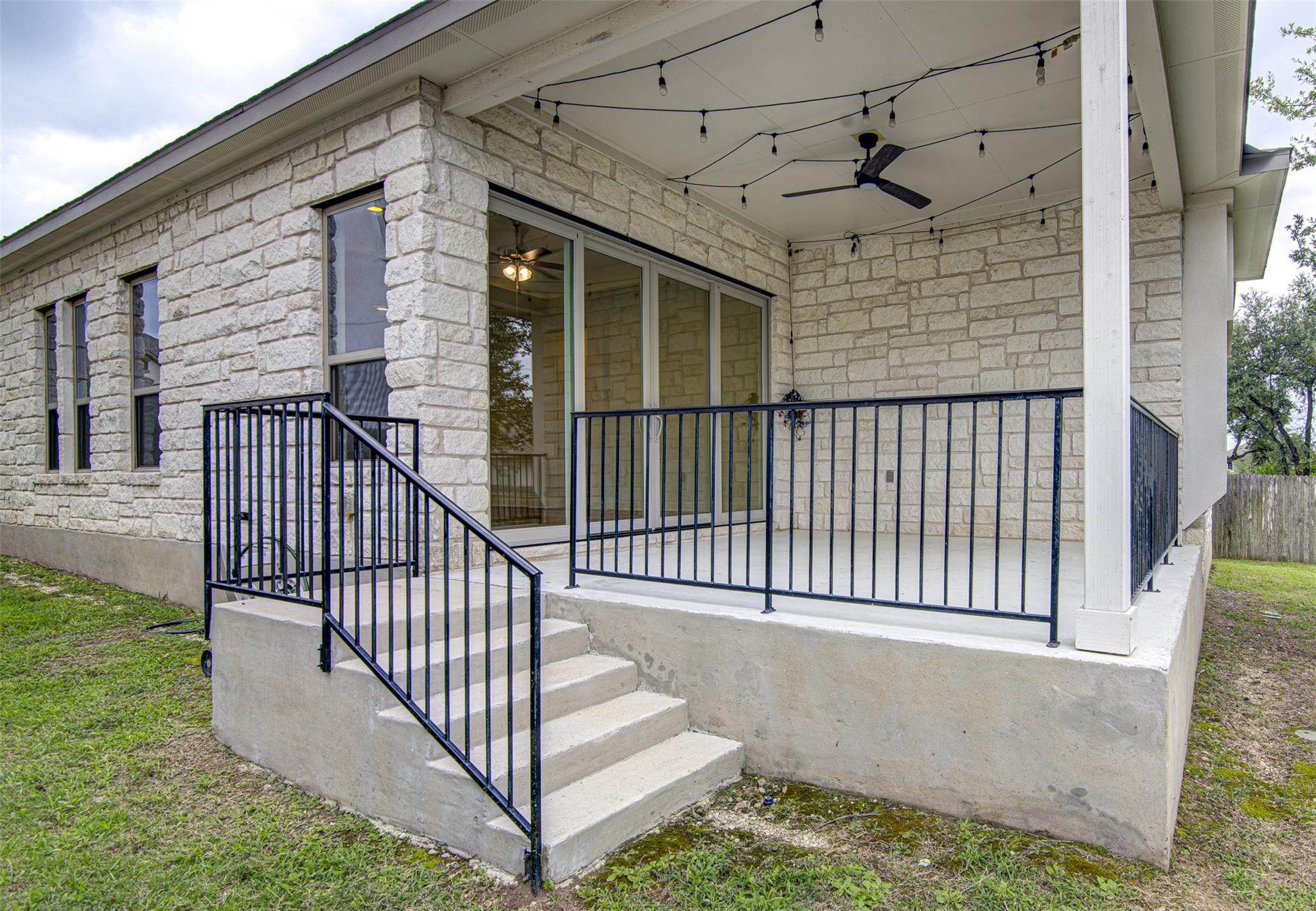 6712 Kalahari DR