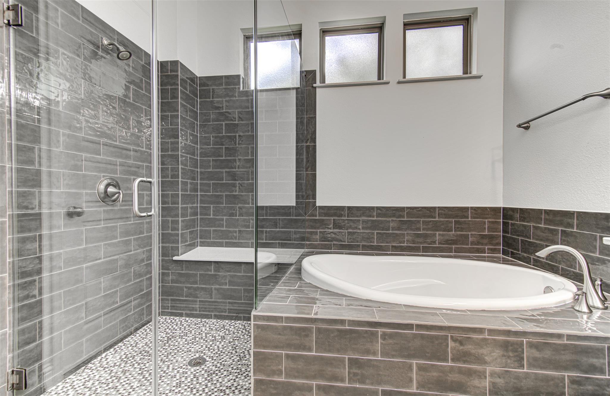 6712 Kalahari DR