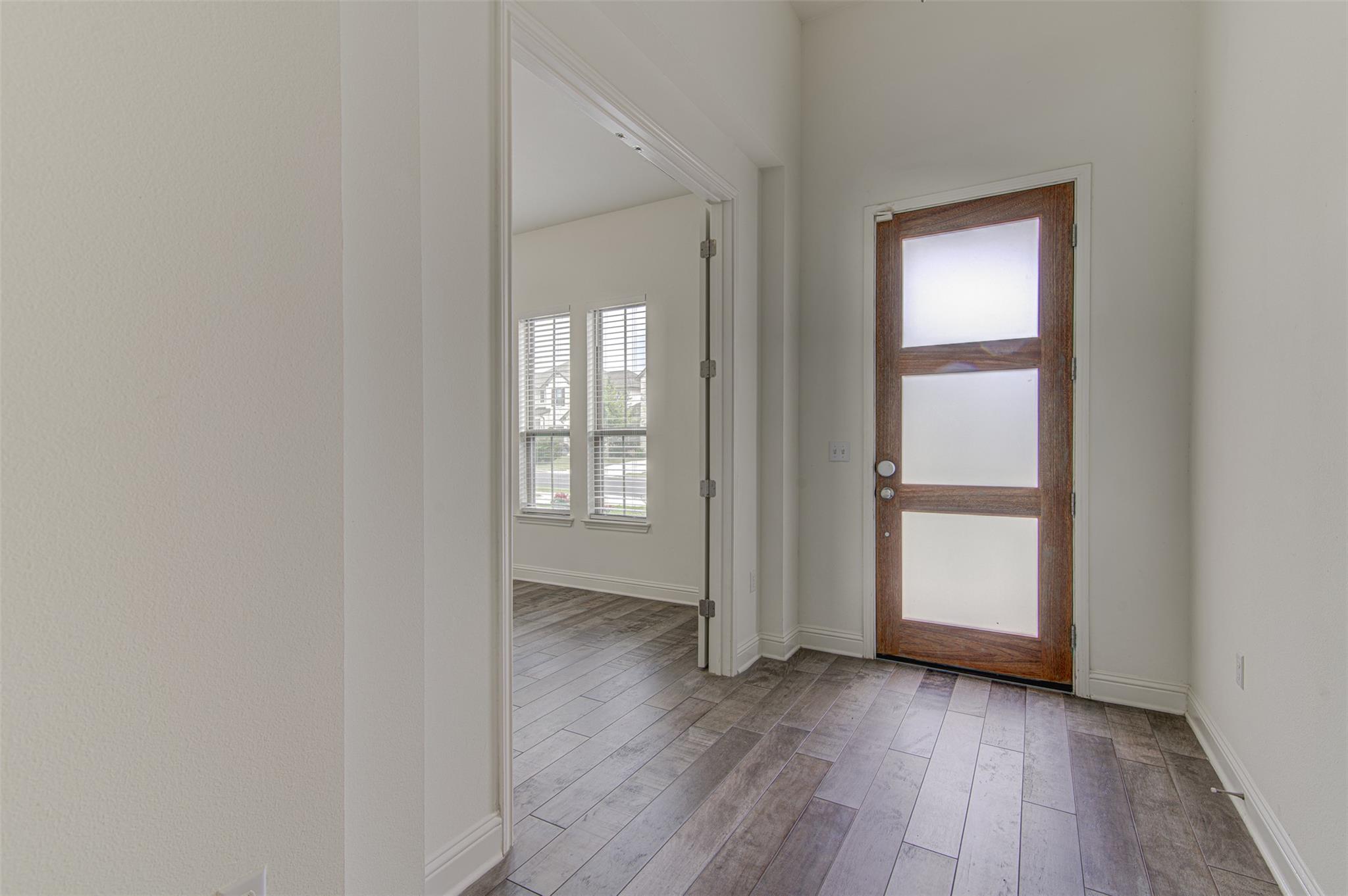 6712 Kalahari DR