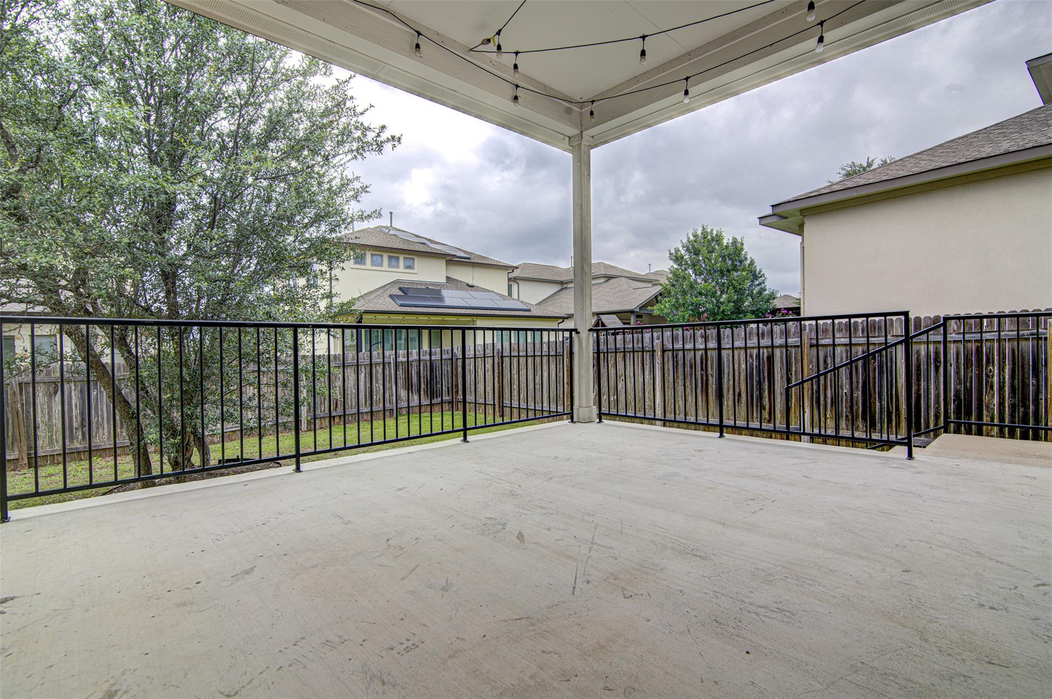 6712 Kalahari DR