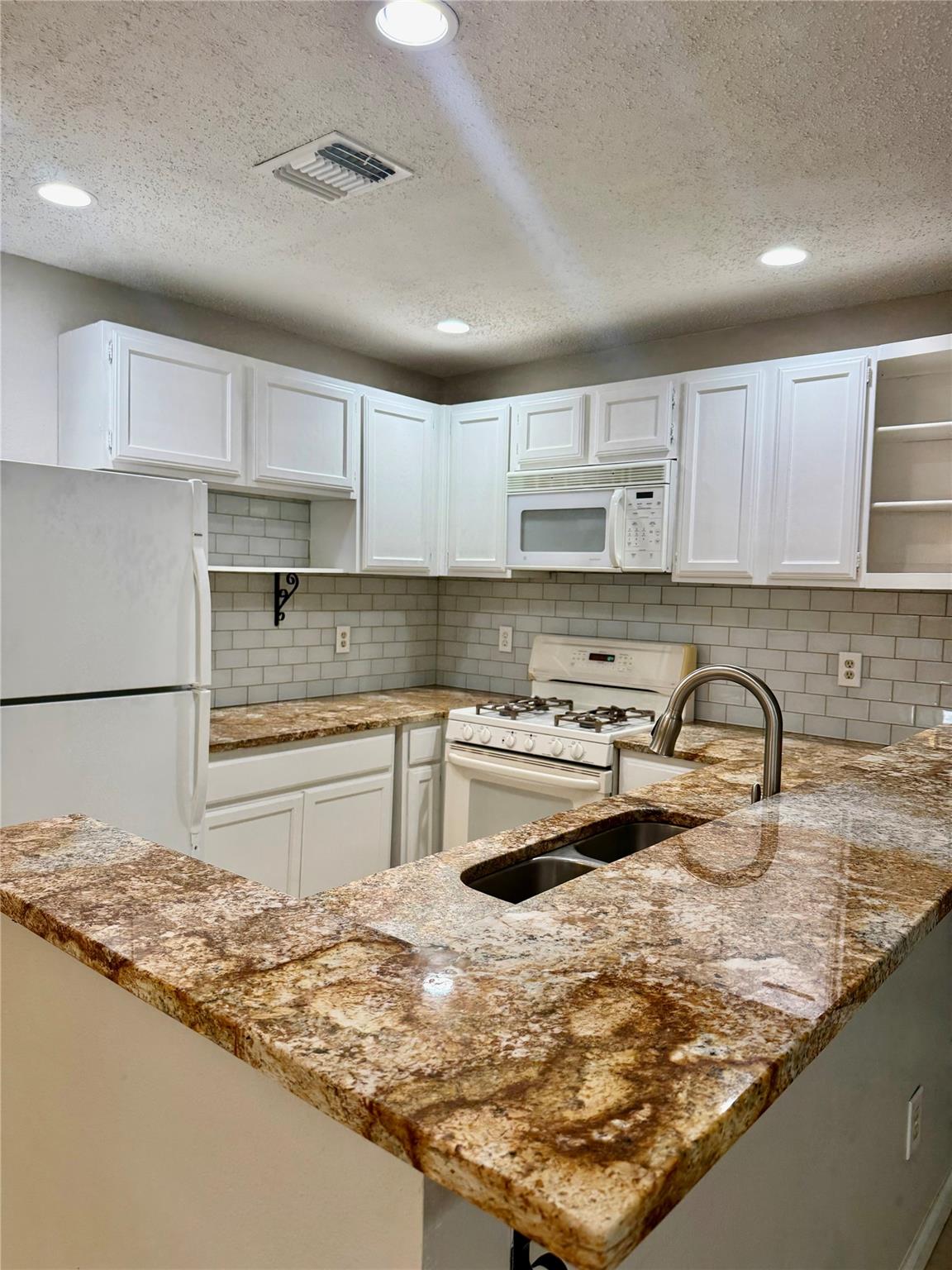 7825 Beauregard Circle
