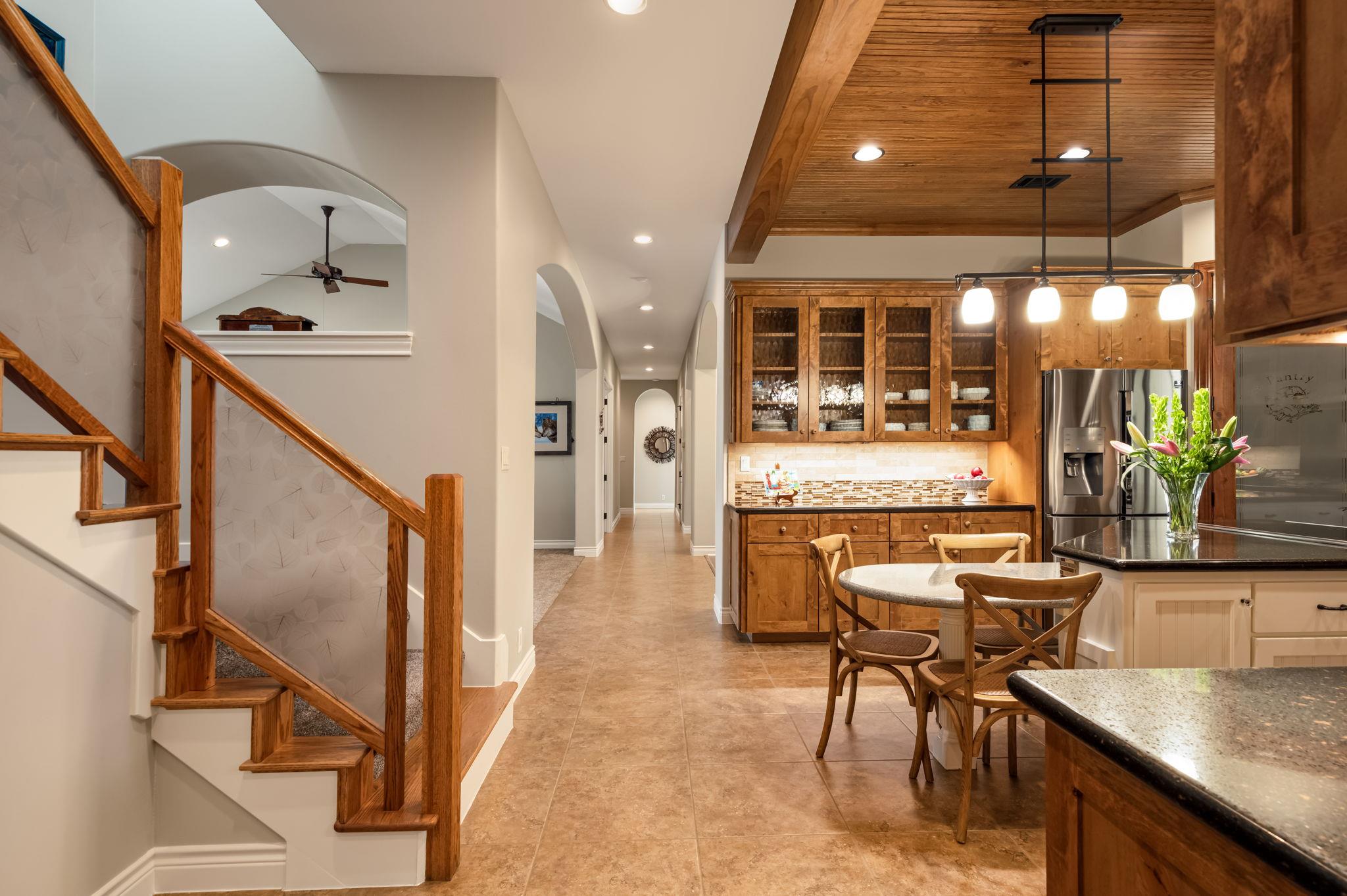 8815 Blazyk DR