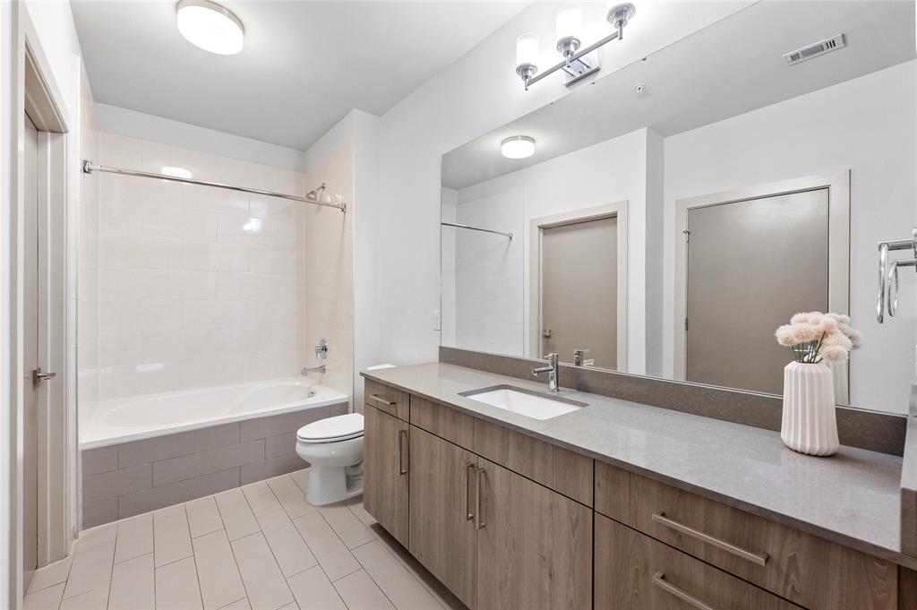 3600 S Lamar BLVD # 205