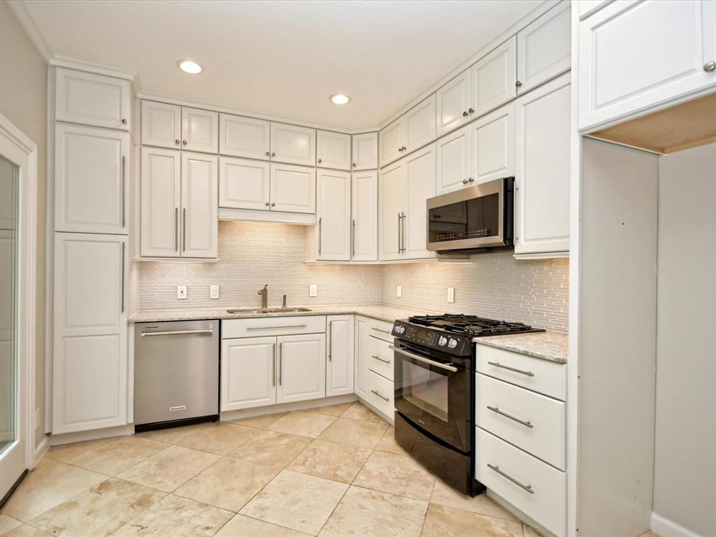 2838 Montebello RD # D18