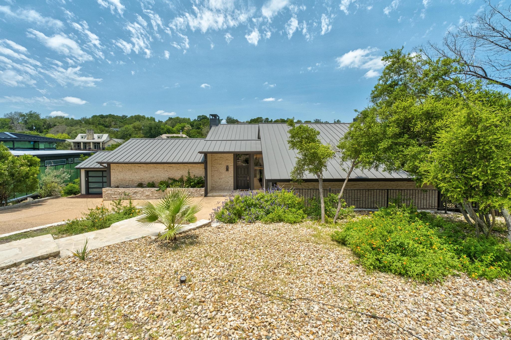 718 Bermuda ST