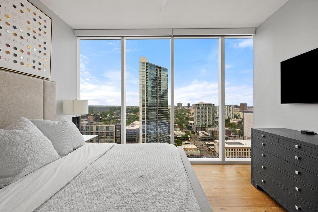 301 West Ave # 2304