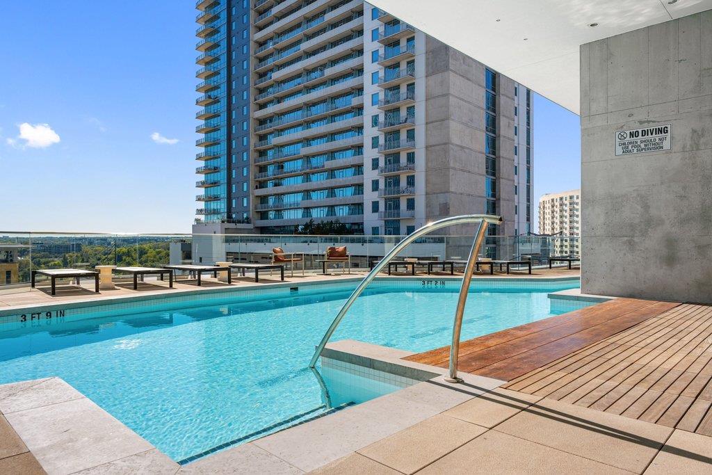 301 West Ave # 2304