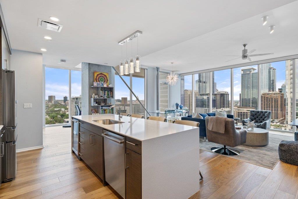301 West Ave # 2304