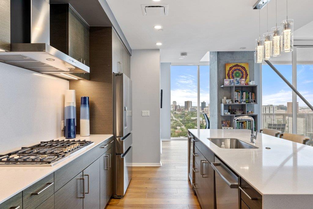 301 West Ave # 2304