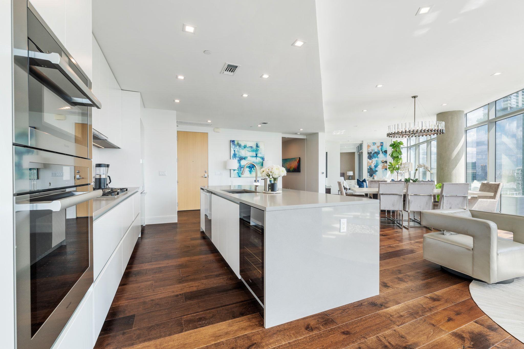 501 West Ave # 2301
