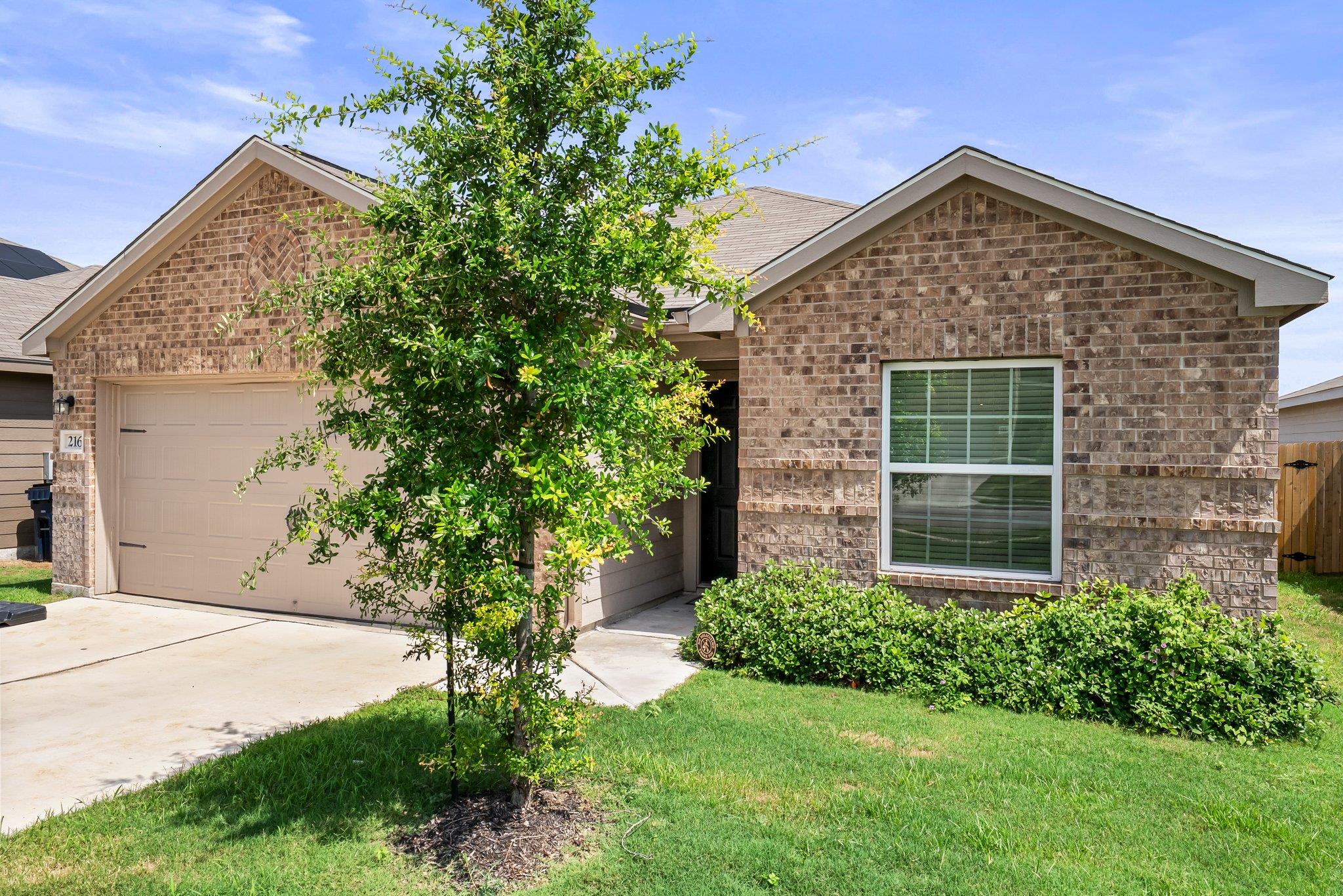 216 Wincanton LN