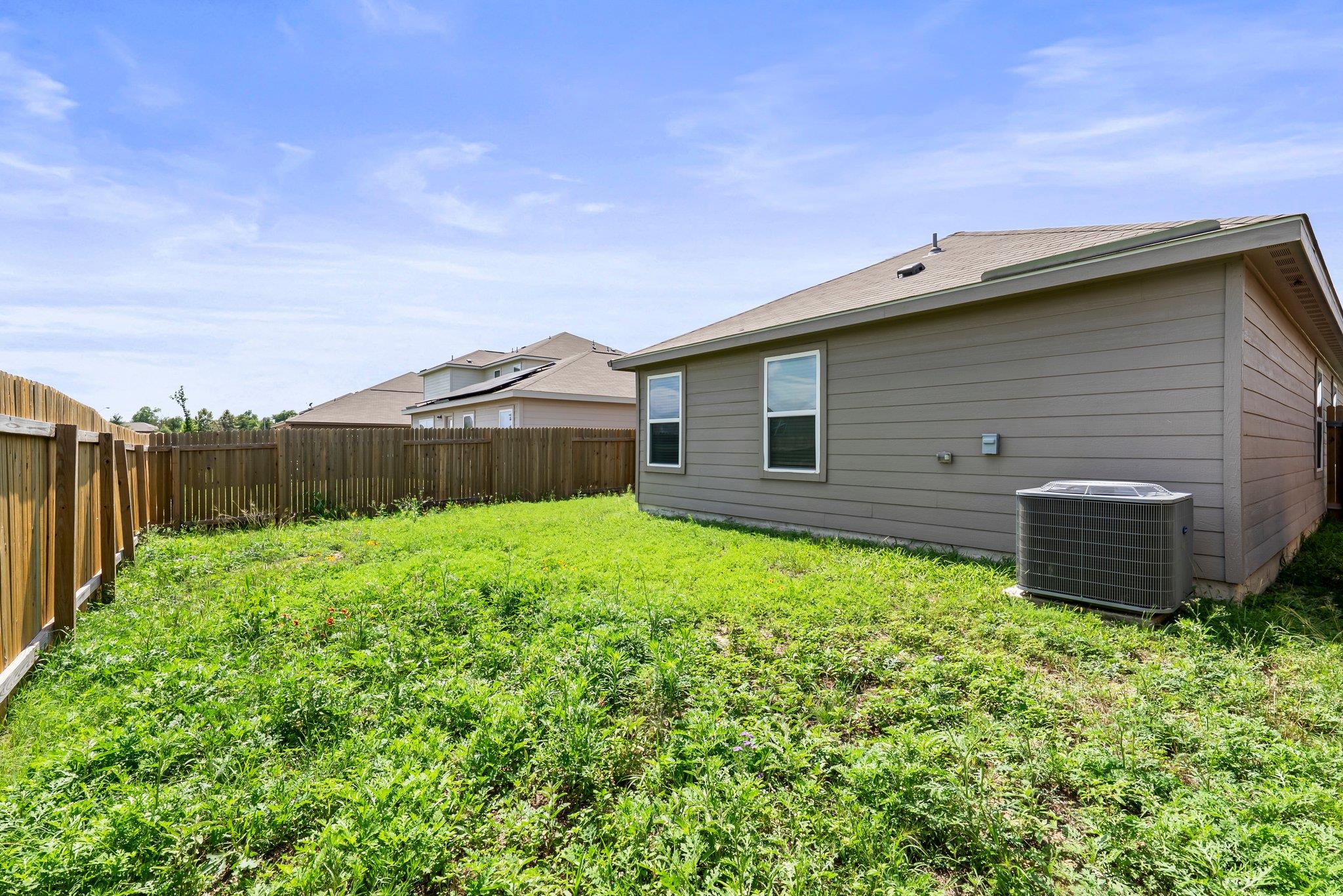 216 Wincanton LN
