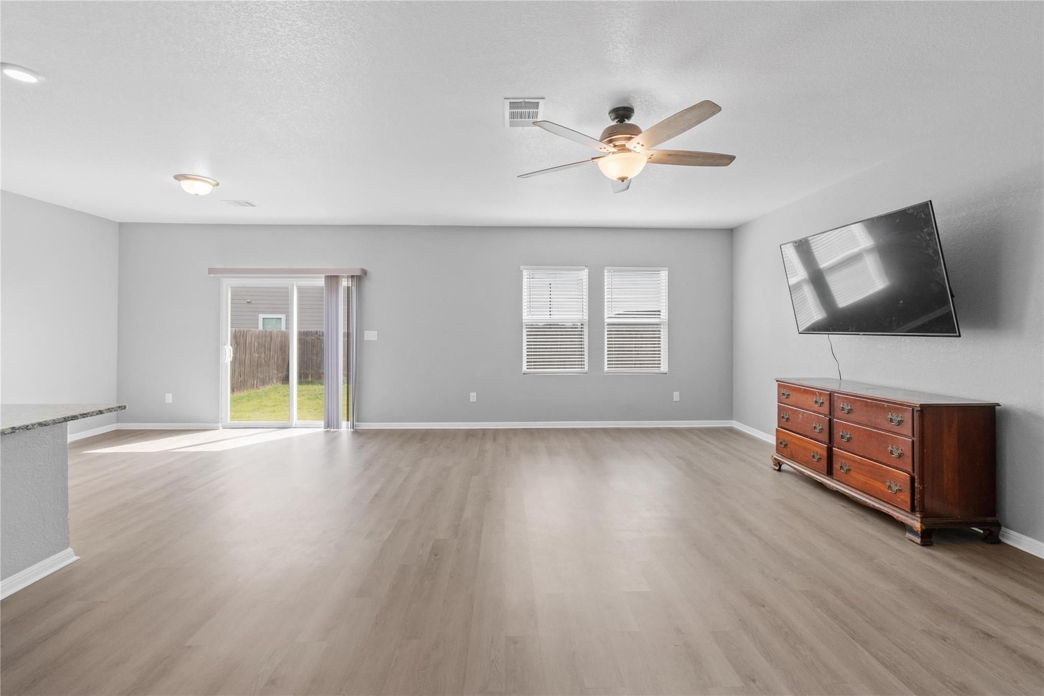 509 Peony CT