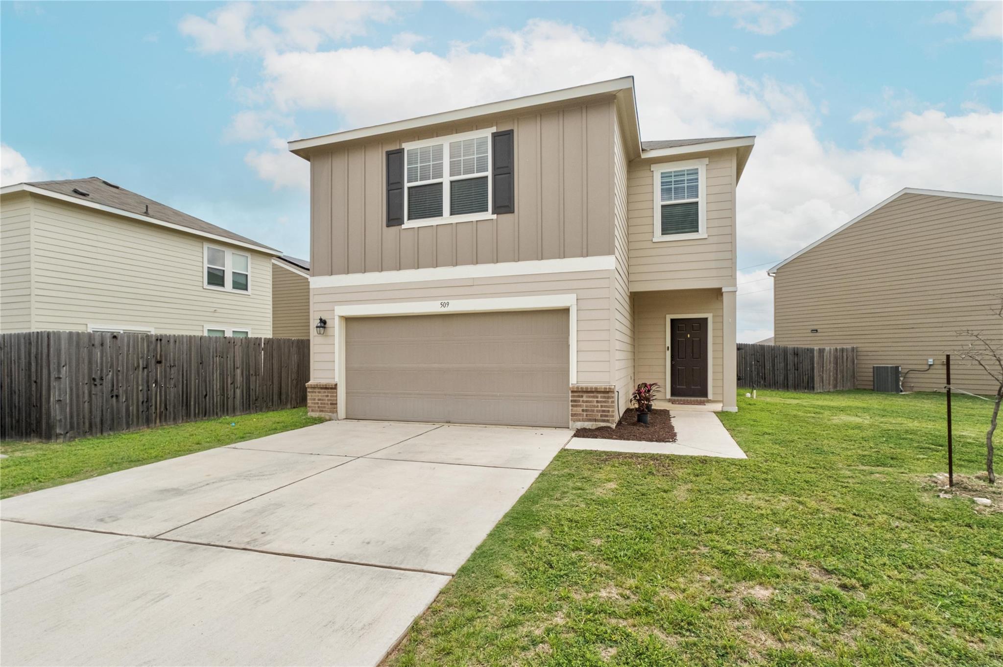 509 Peony CT