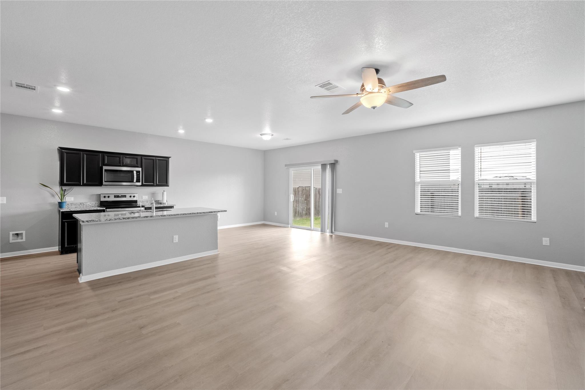 509 Peony CT