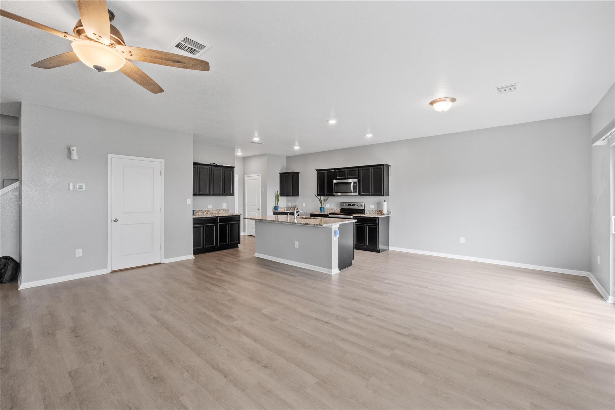 509 Peony CT
