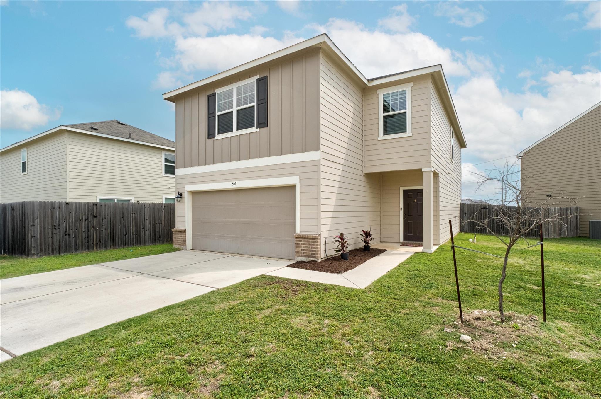 509 Peony CT