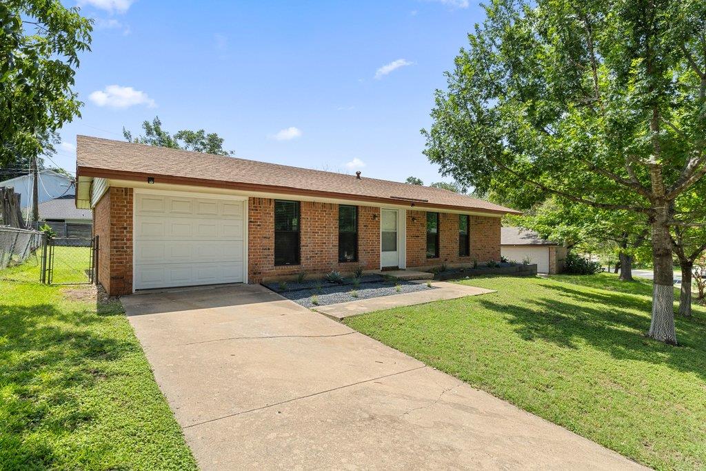2409 Glen Springs WAY