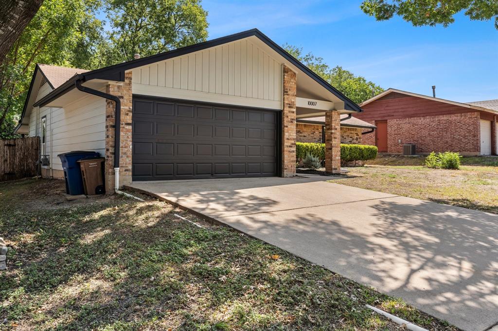 10007 Quail Hutch DR