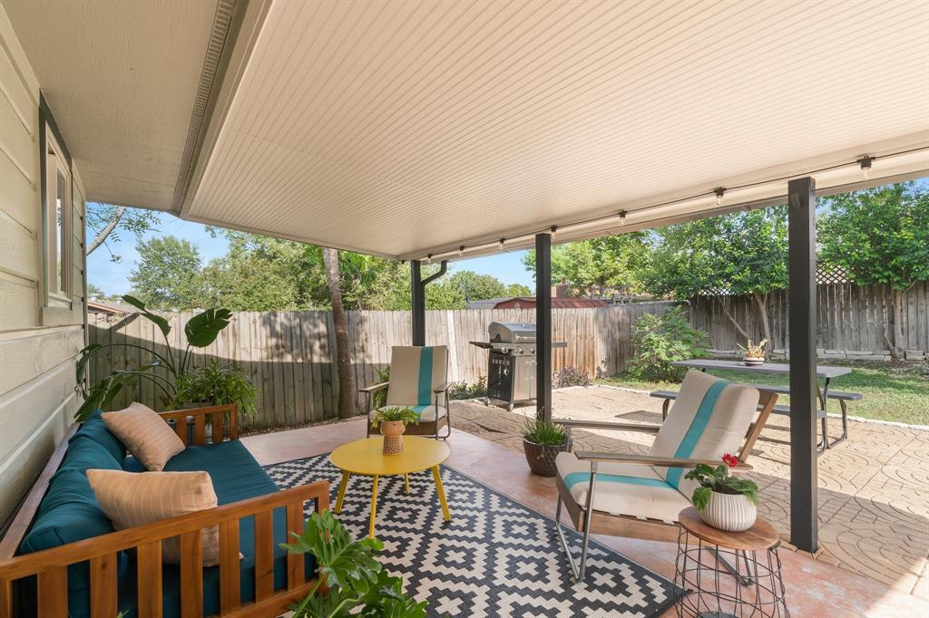 10007 Quail Hutch DR