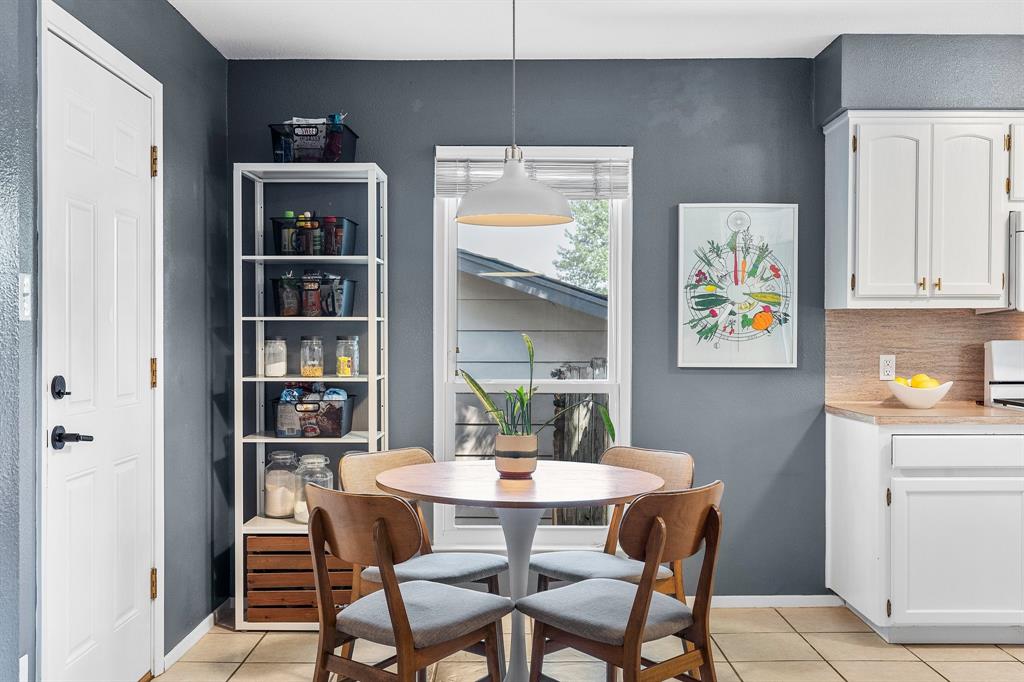 10007 Quail Hutch DR