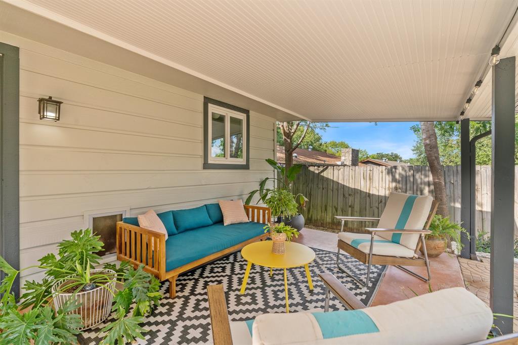 10007 Quail Hutch DR