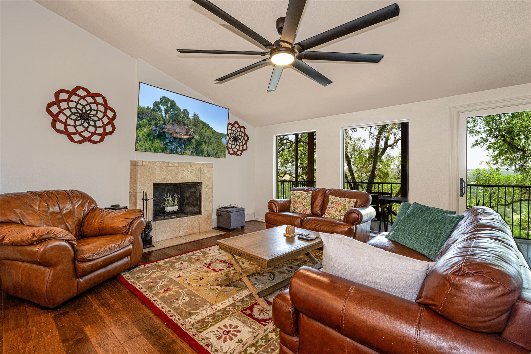 3005 Brass Buttons TRL