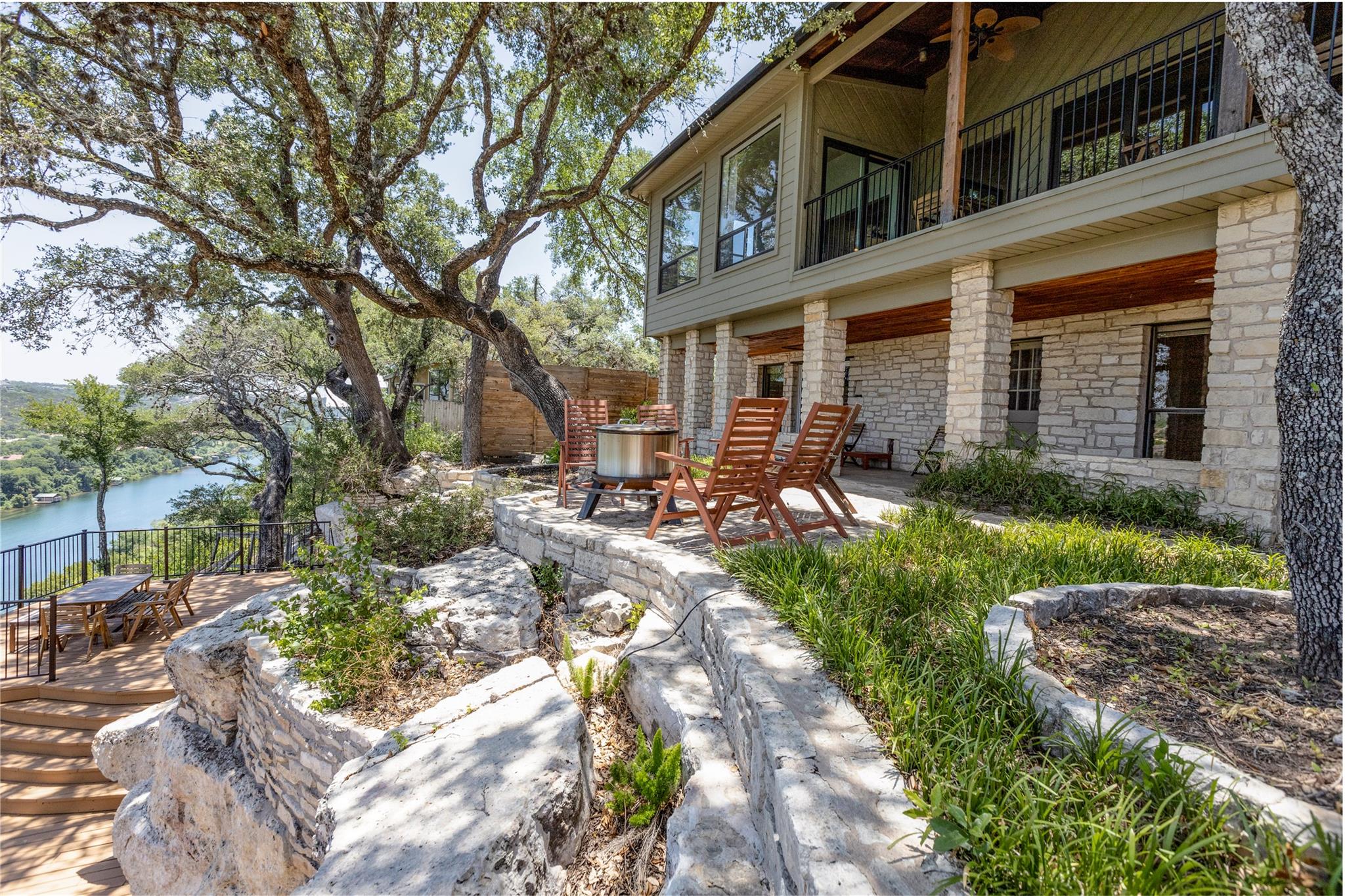 3005 Brass Buttons TRL