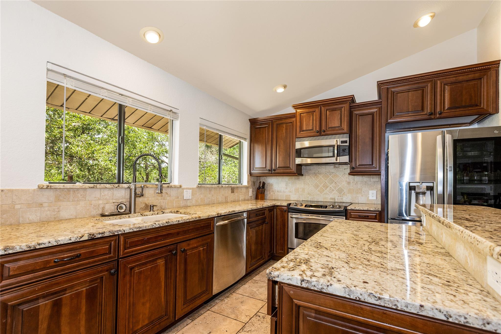 3005 Brass Buttons TRL