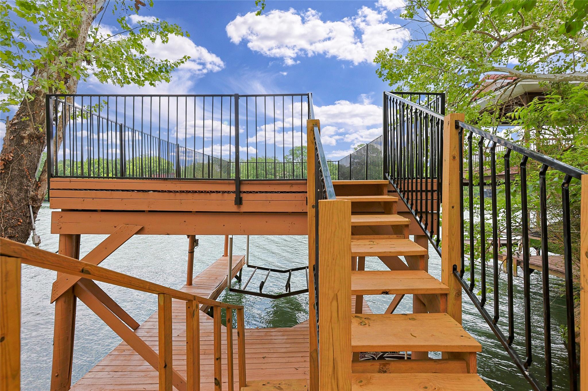 3005 Brass Buttons TRL