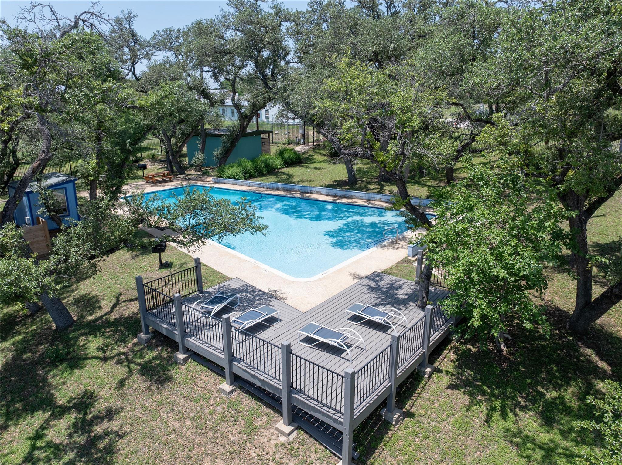 3005 Brass Buttons TRL