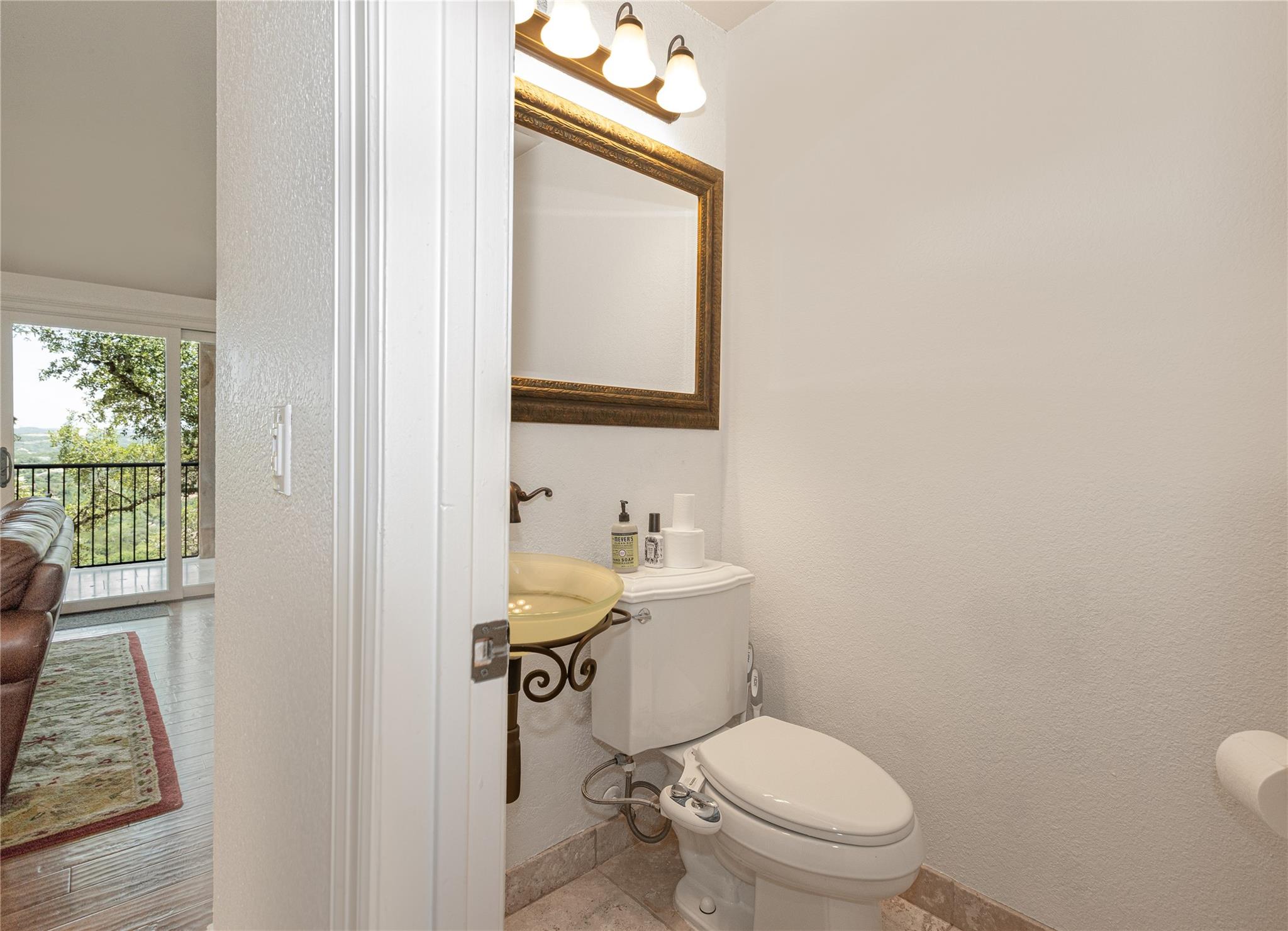 3005 Brass Buttons TRL