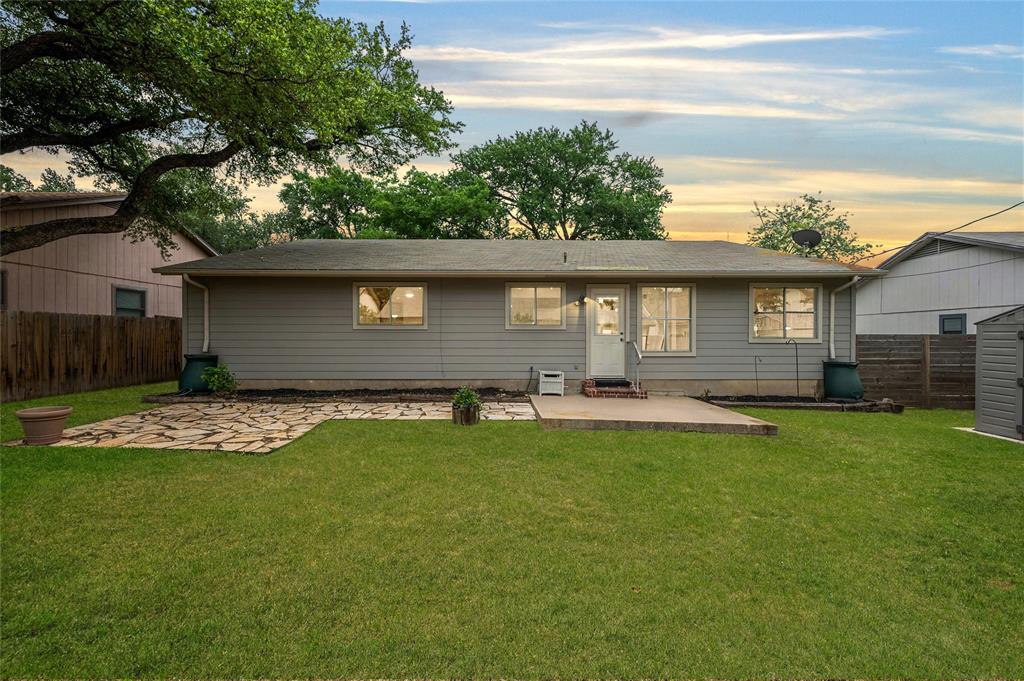 9008 Texas Oaks DR