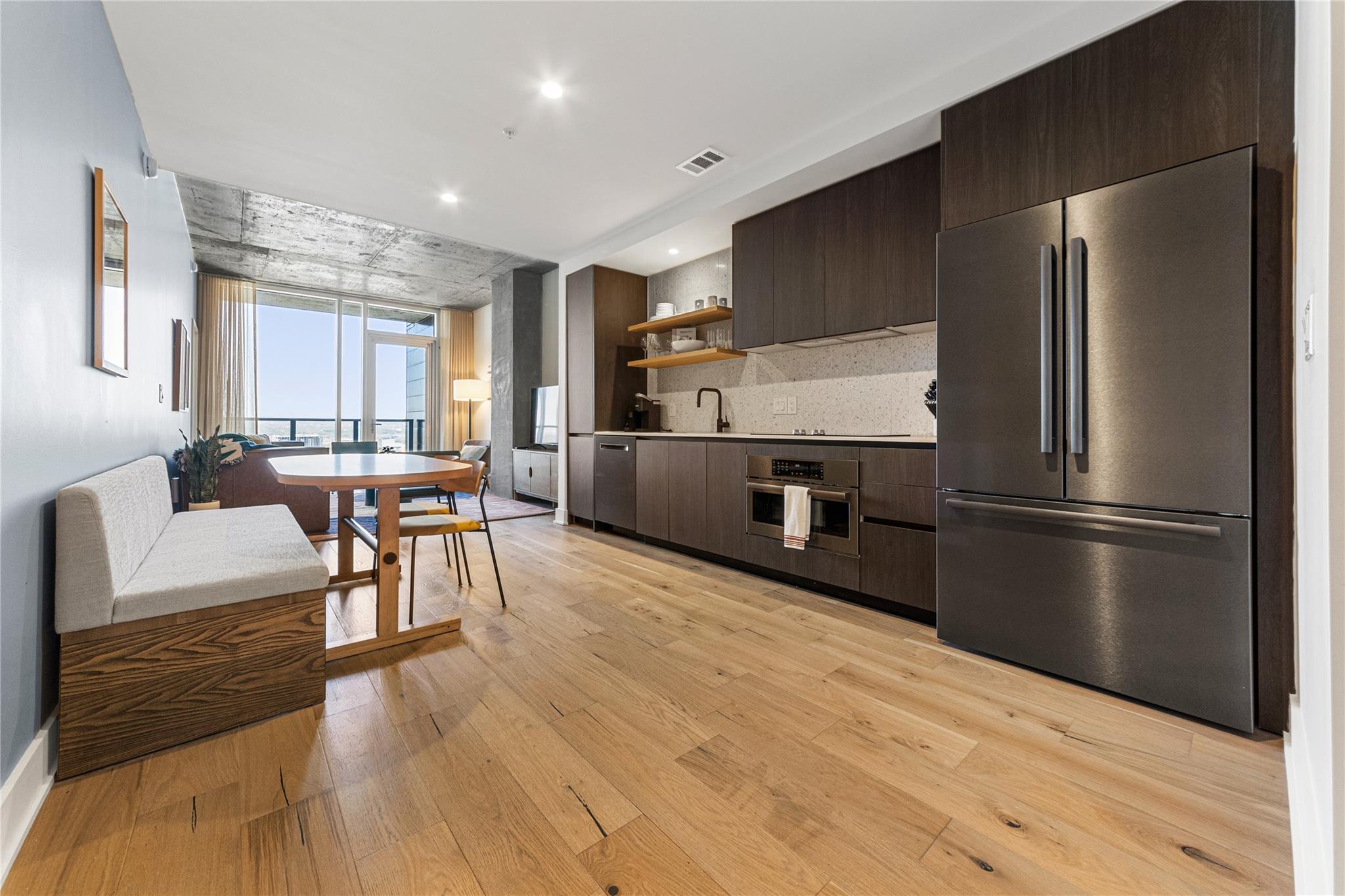 48 East Ave # 2611