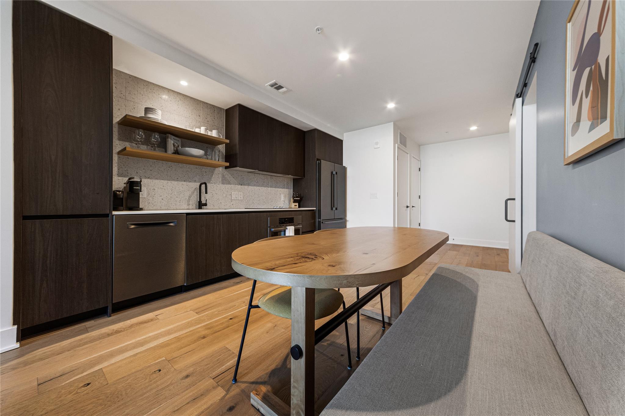 48 East Ave # 2611