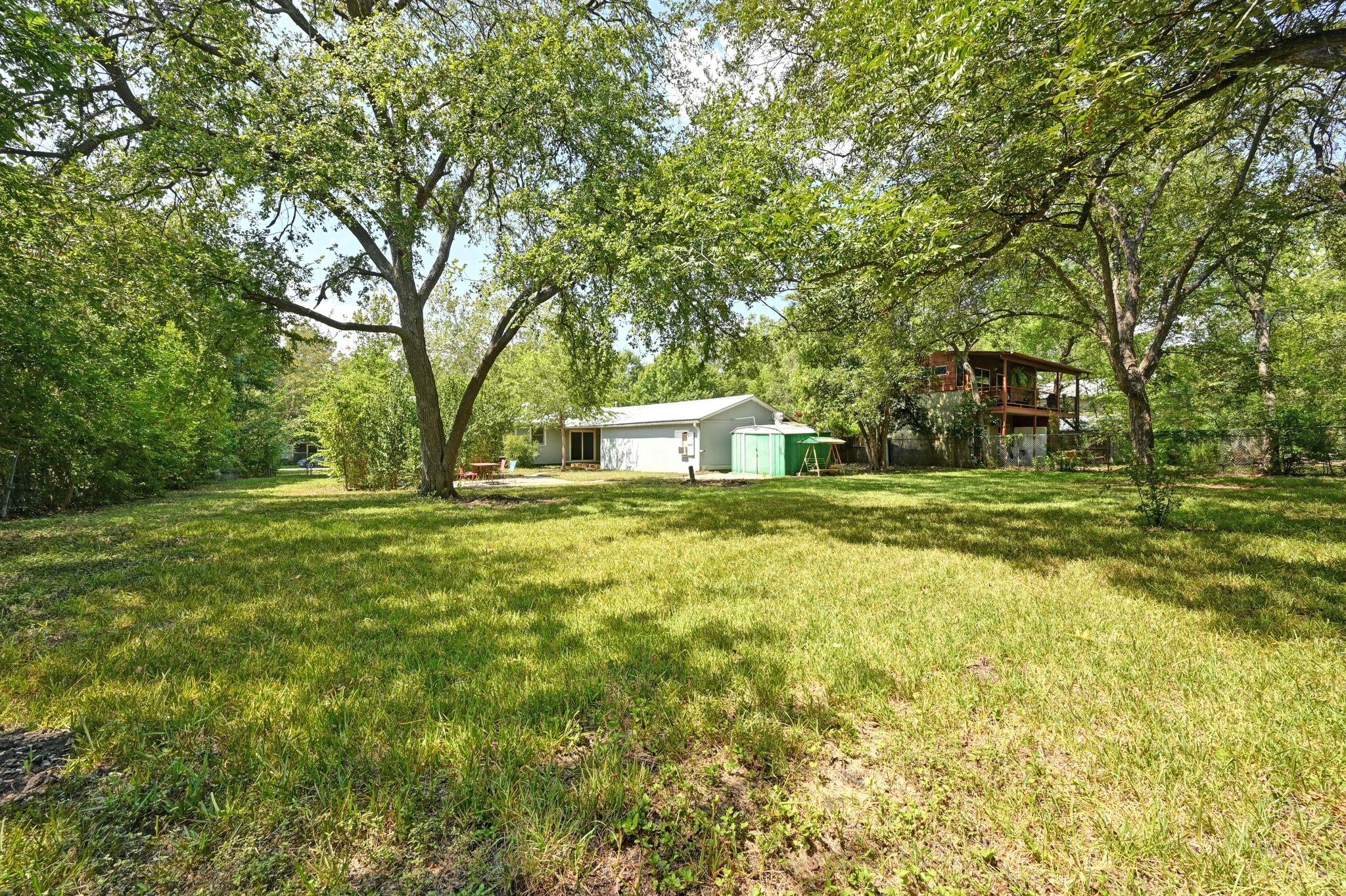 5115 Woodview Ave